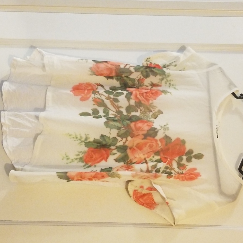Forever 21 Asymmetrical Floral Top